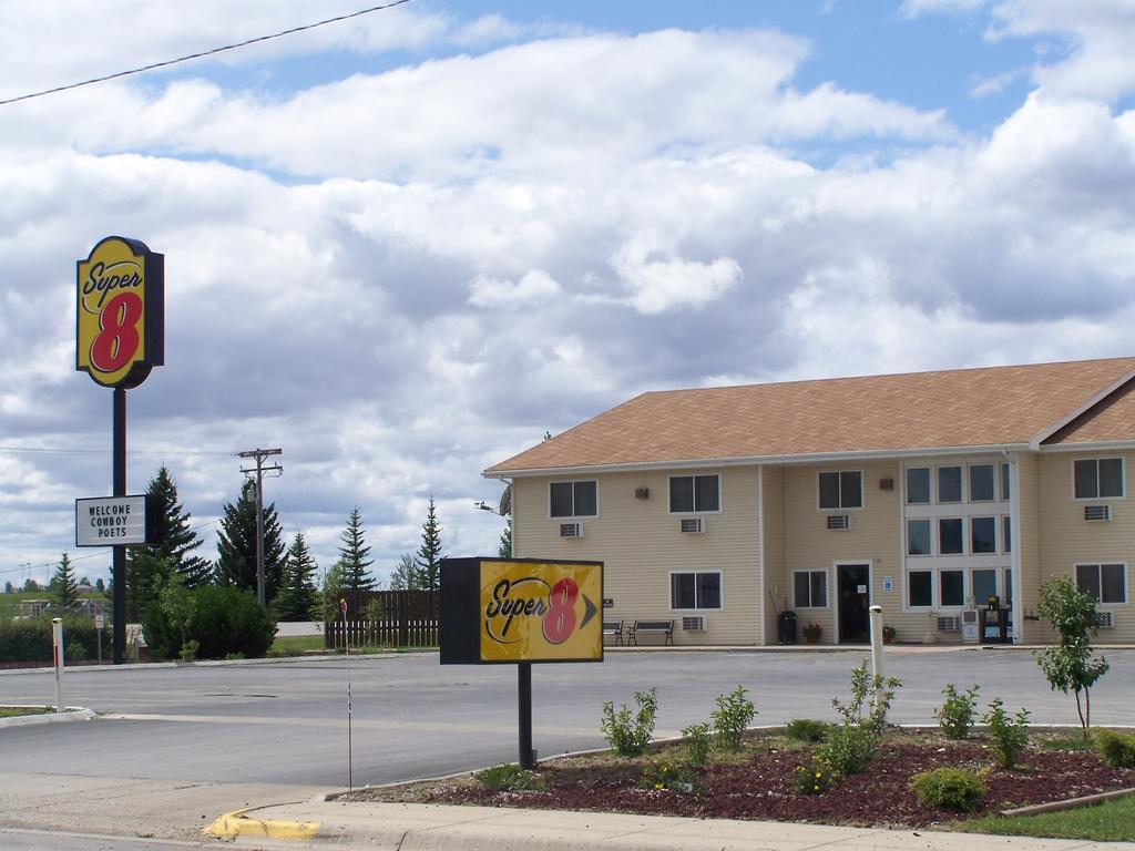 Hotel Super 8 By Wyndham Lewistown Esterno foto