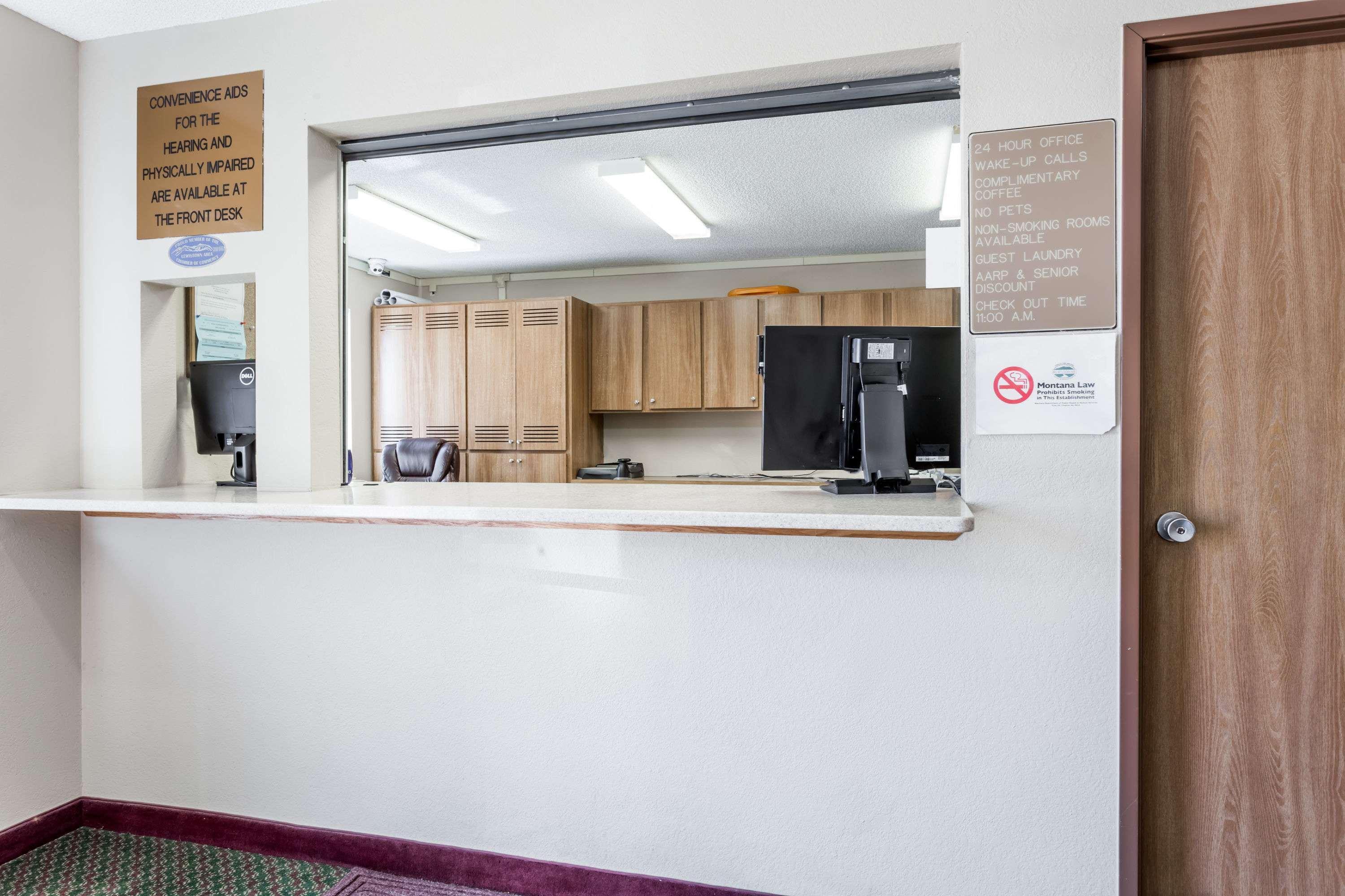 Hotel Super 8 By Wyndham Lewistown Esterno foto