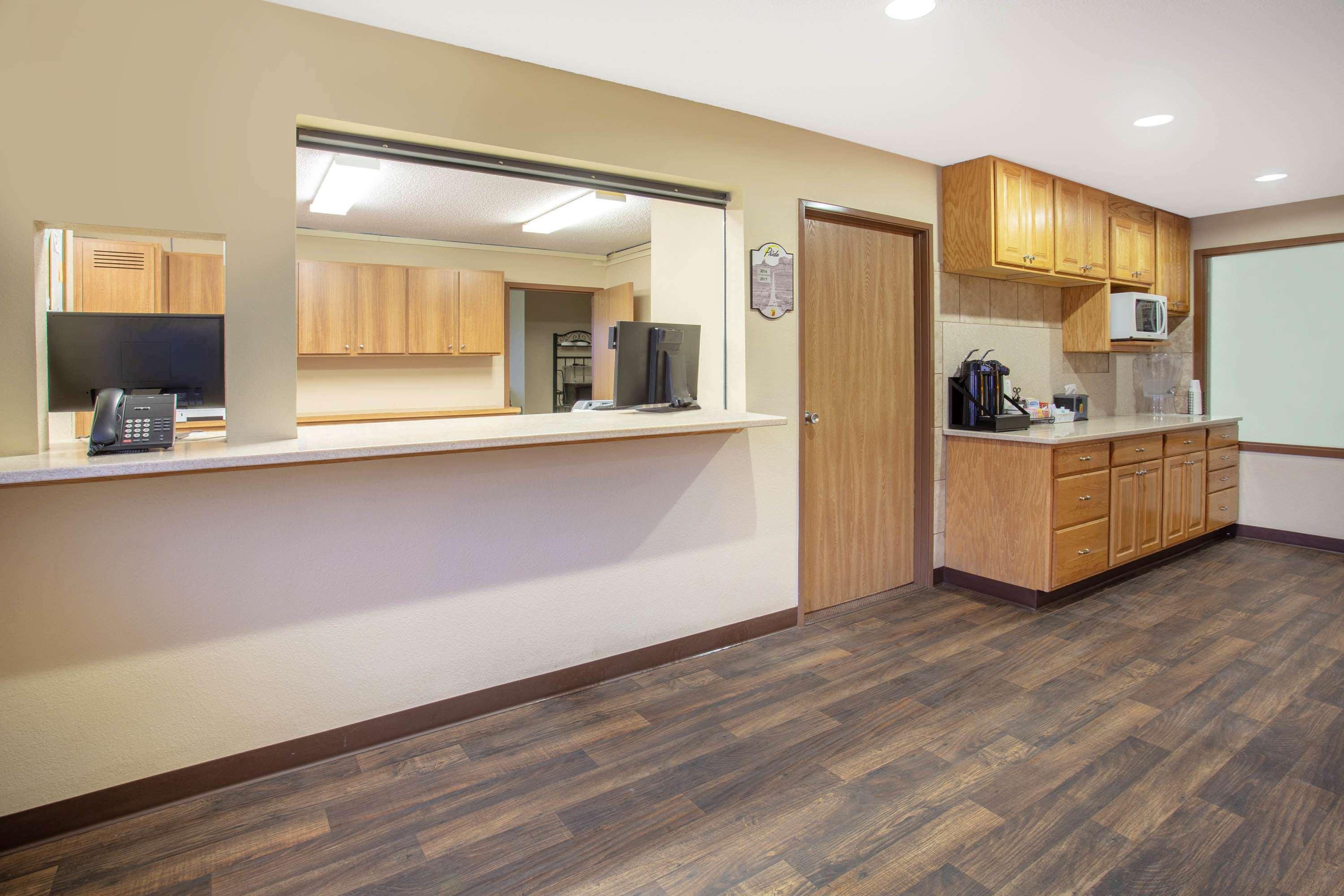 Hotel Super 8 By Wyndham Lewistown Esterno foto